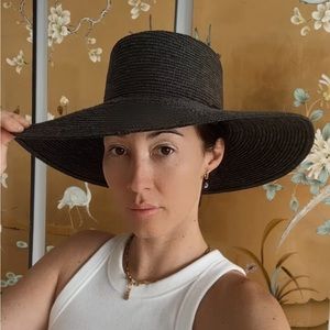 Janessa Leon Hat Black